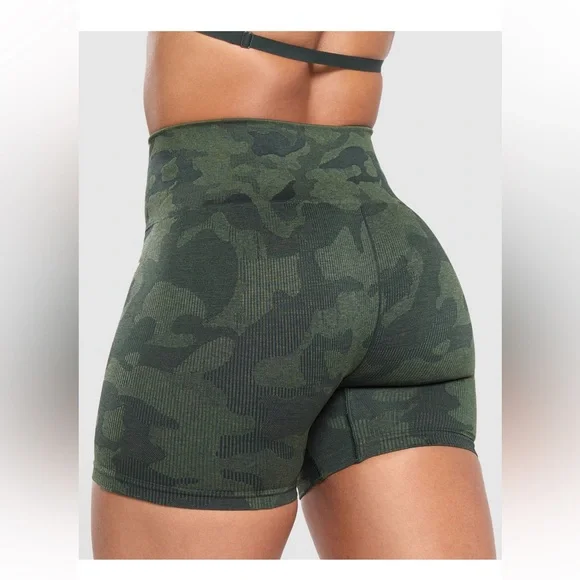 Gymshark Adapt Camo Seamless Shorts - Picture 9 of 10